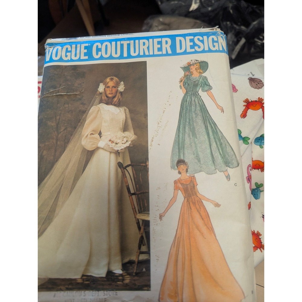 Vogue Couturier Design 1155 Bridal Dress Pattern Misses Size 12 White Vintage
